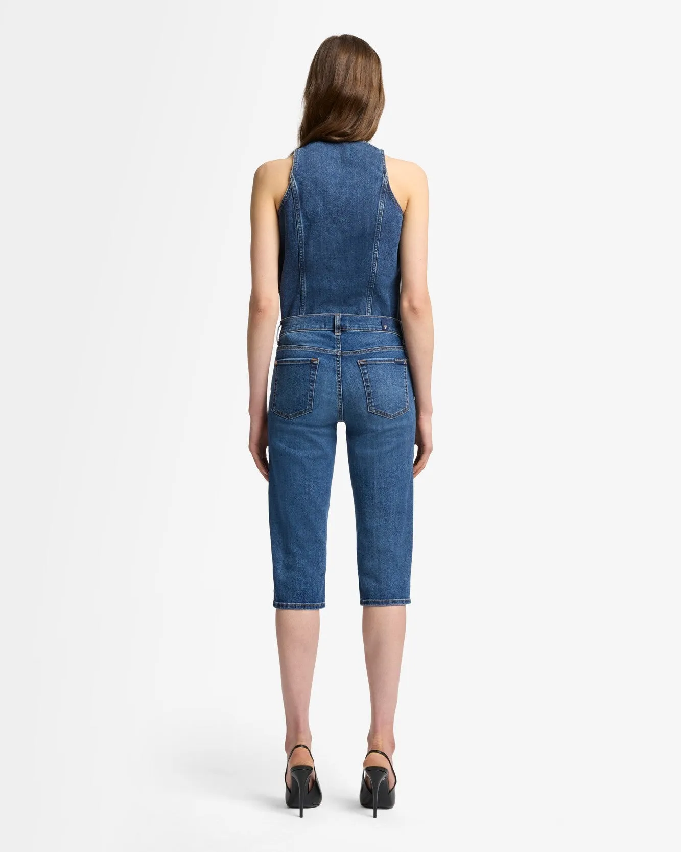 Slim Illusion Capri in Soho Light sold by 7 For All Mankind product image thumbnail 5