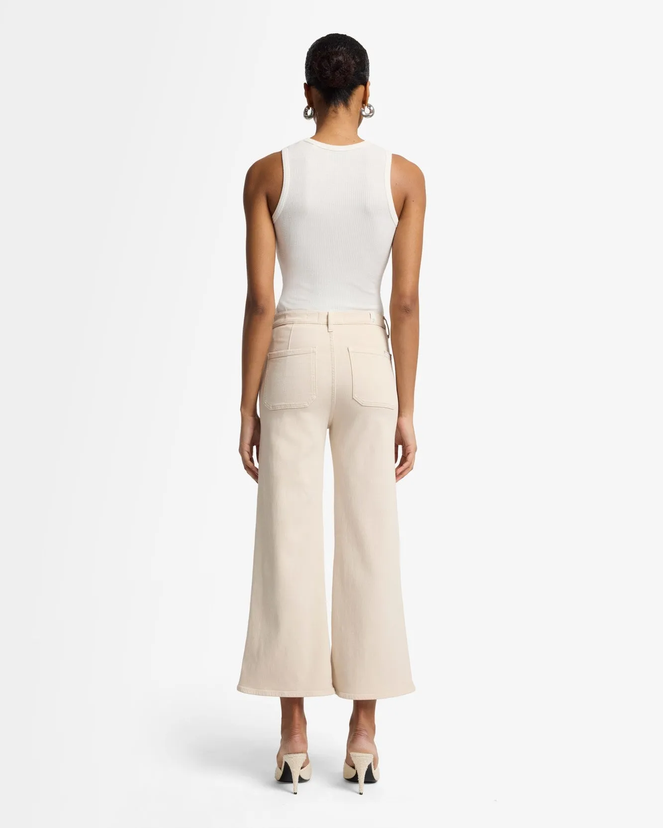 Luxe Vintage Ultra High Rise Cropped Jo in Creme sold by 7 For All Mankind product image thumbnail 5