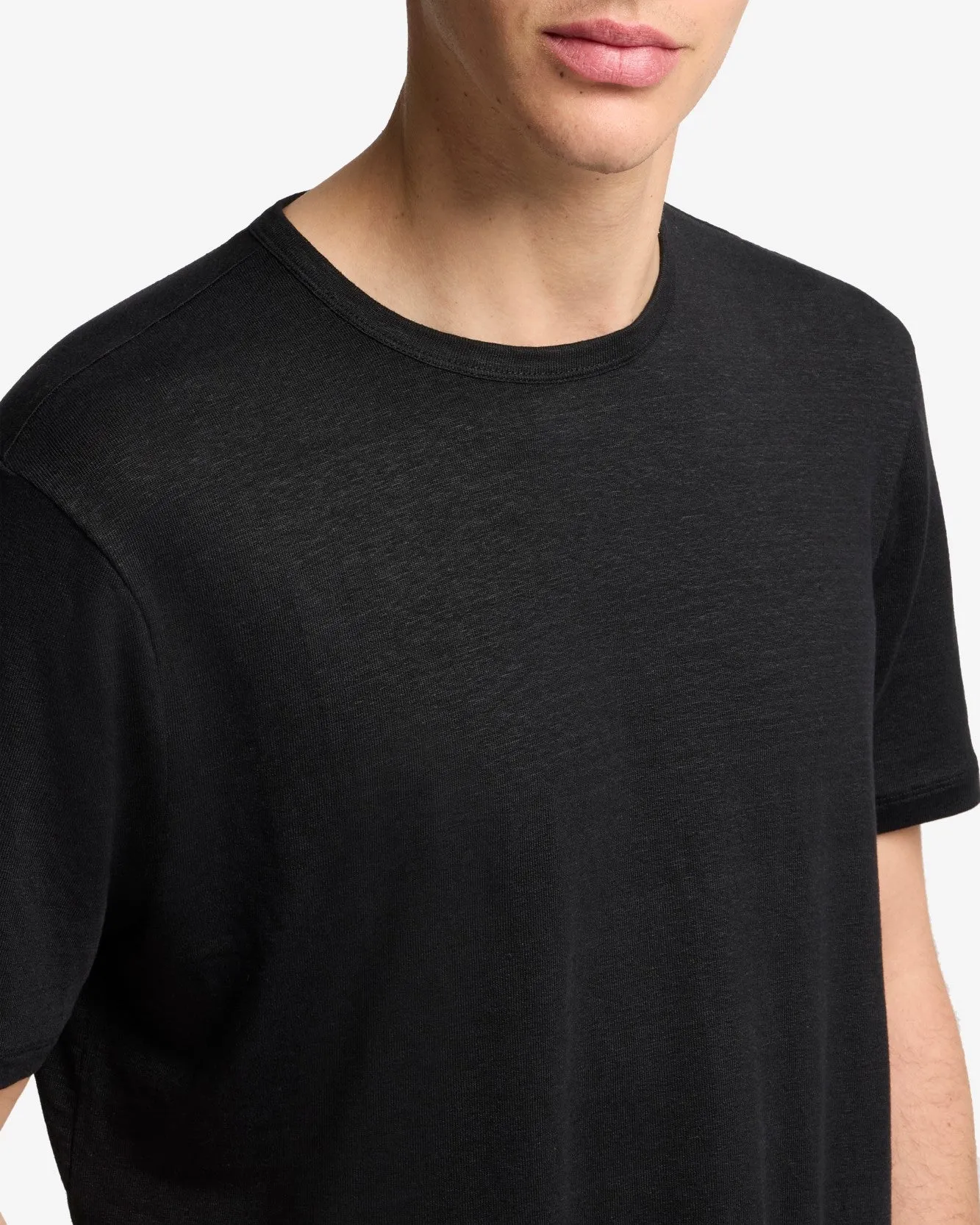 Linen Tee in Black sold by 7 For All Mankind product image thumbnail 4