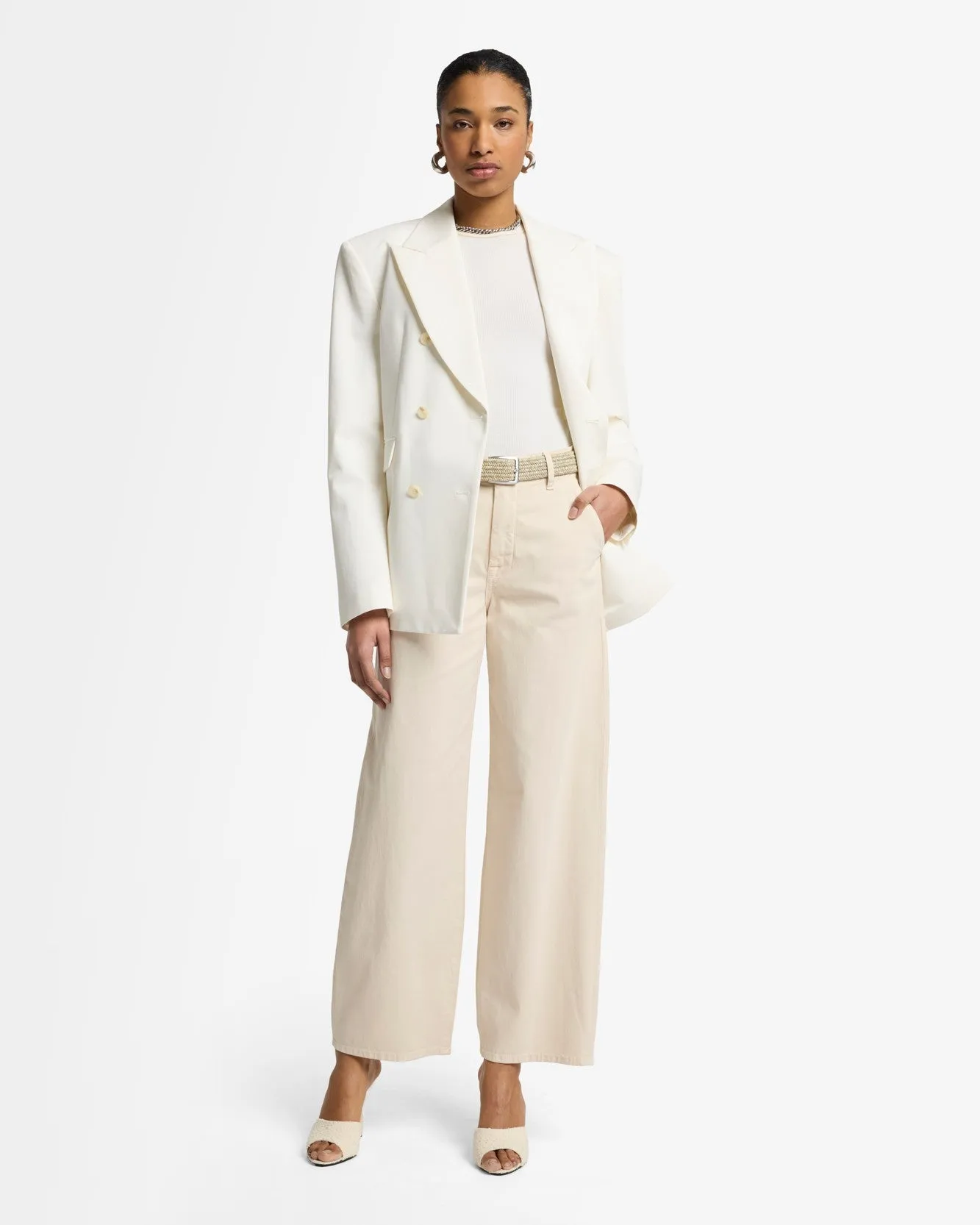 Comfort Twill Bonnie Barrel Leg in Creme sold by 7 For All Mankind product image thumbnail 2