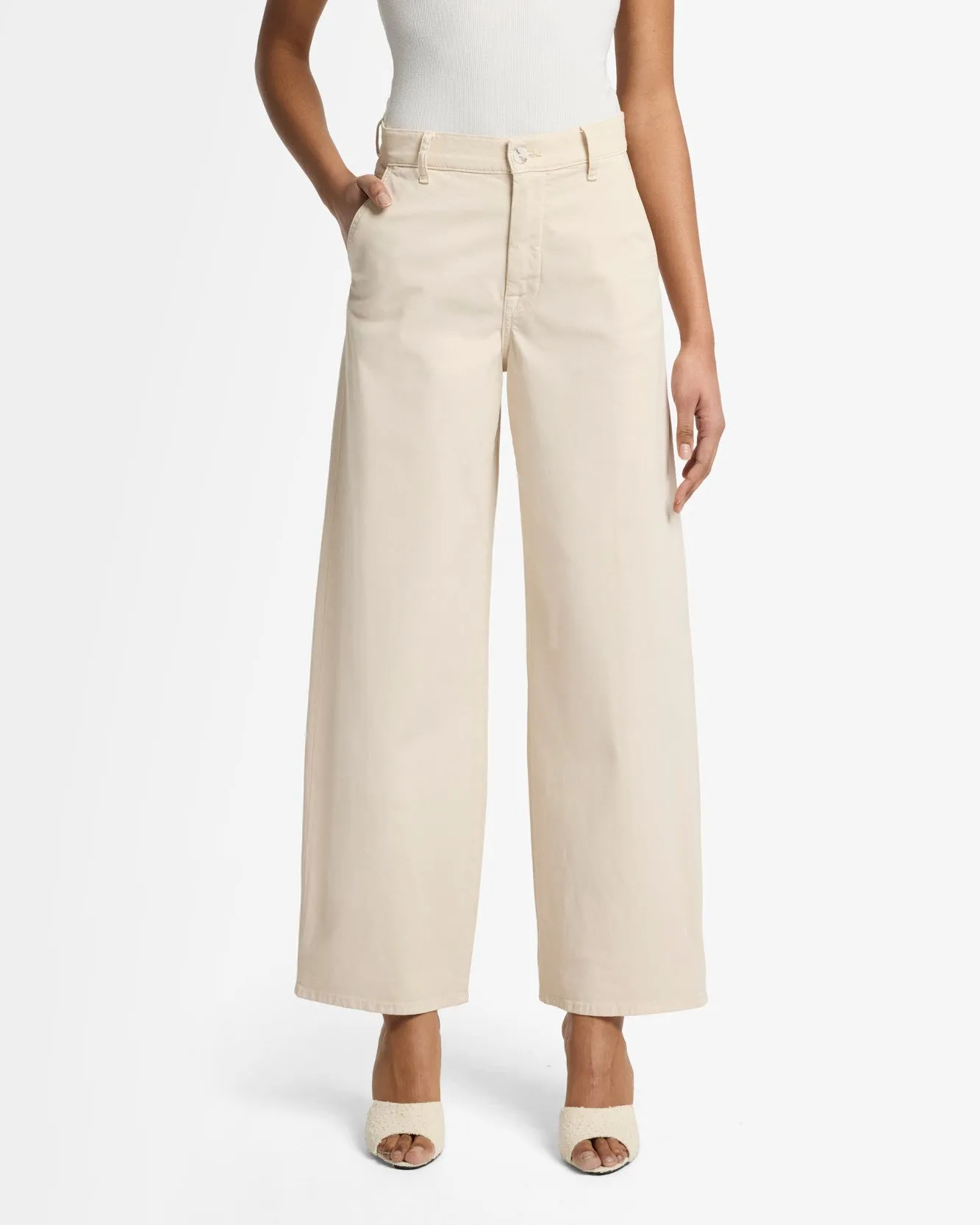 Comfort Twill Bonnie Barrel Leg in Creme sold by 7 For All Mankind product image thumbnail 3