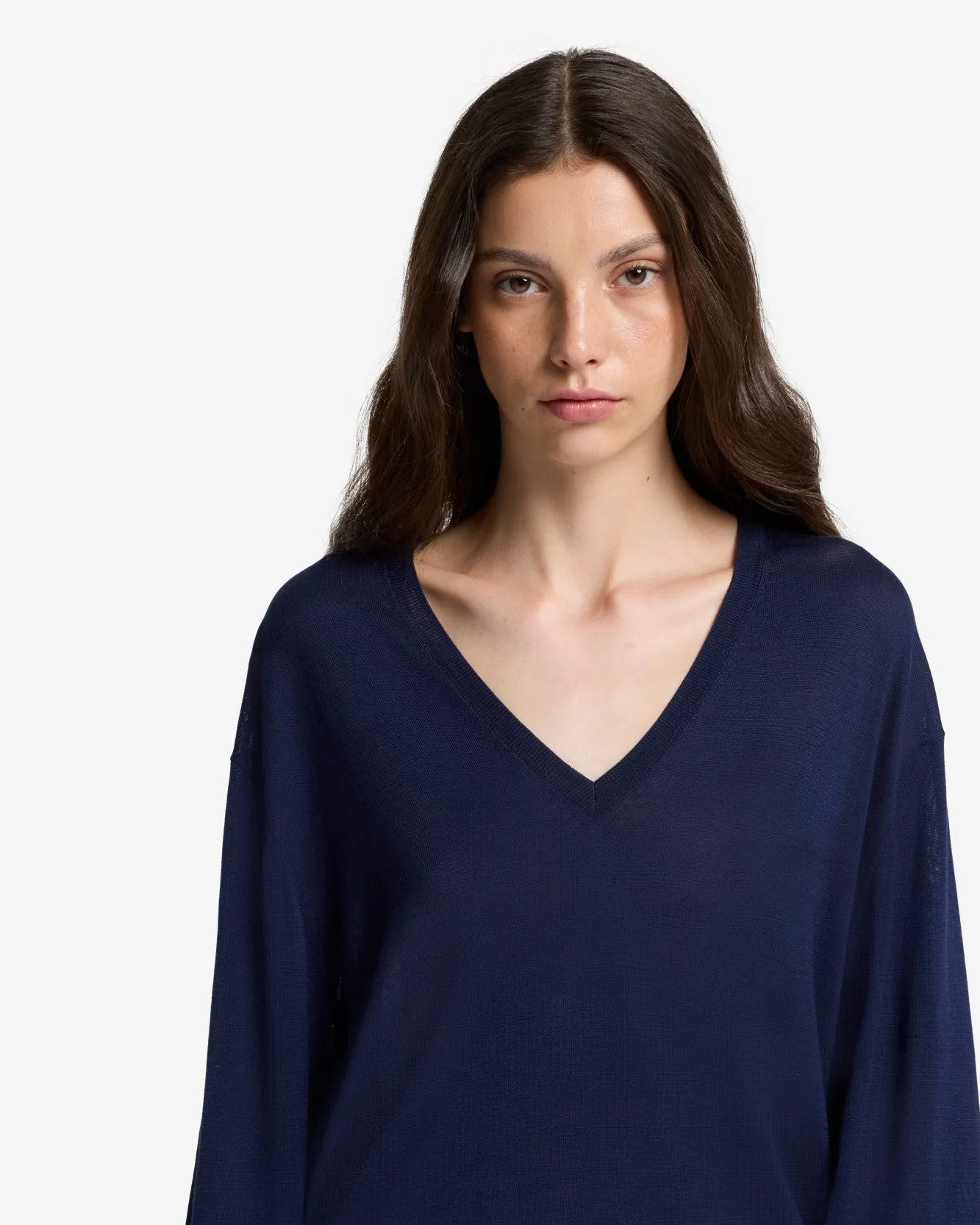 Silk Blend V-Neck Pullover in Navy sold by 7 For All Mankind product image thumbnail 4