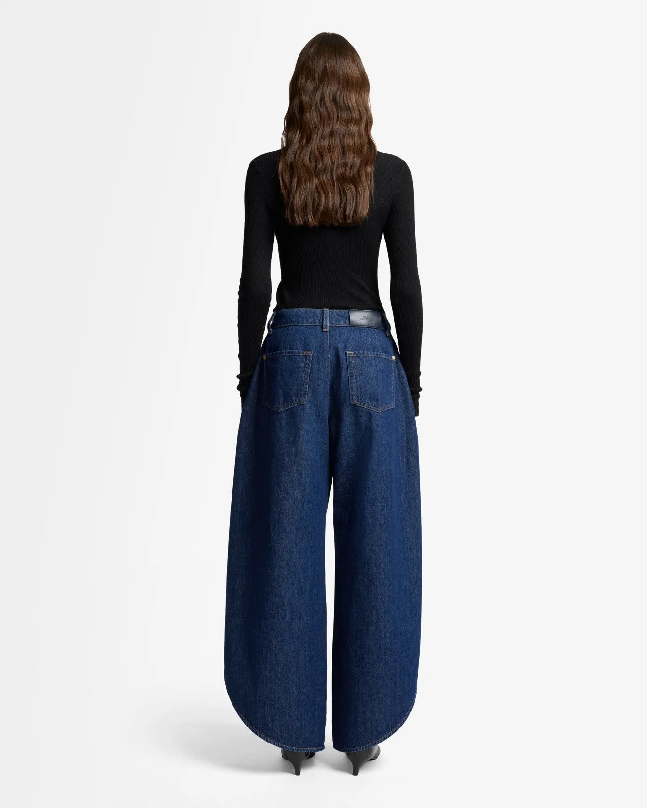 Mankind Tulip Barrel in Blue Petal sold by 7 For All Mankind product image thumbnail 5