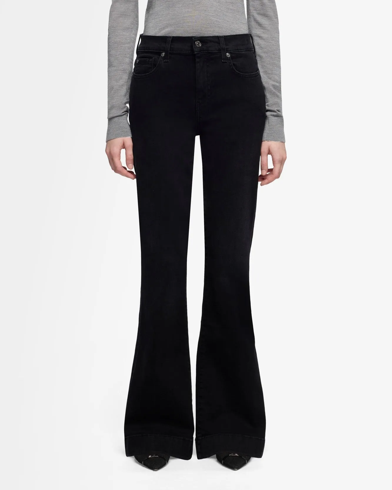 Tailorless Dojo in Salem sold by 7 For All Mankind product image thumbnail 4