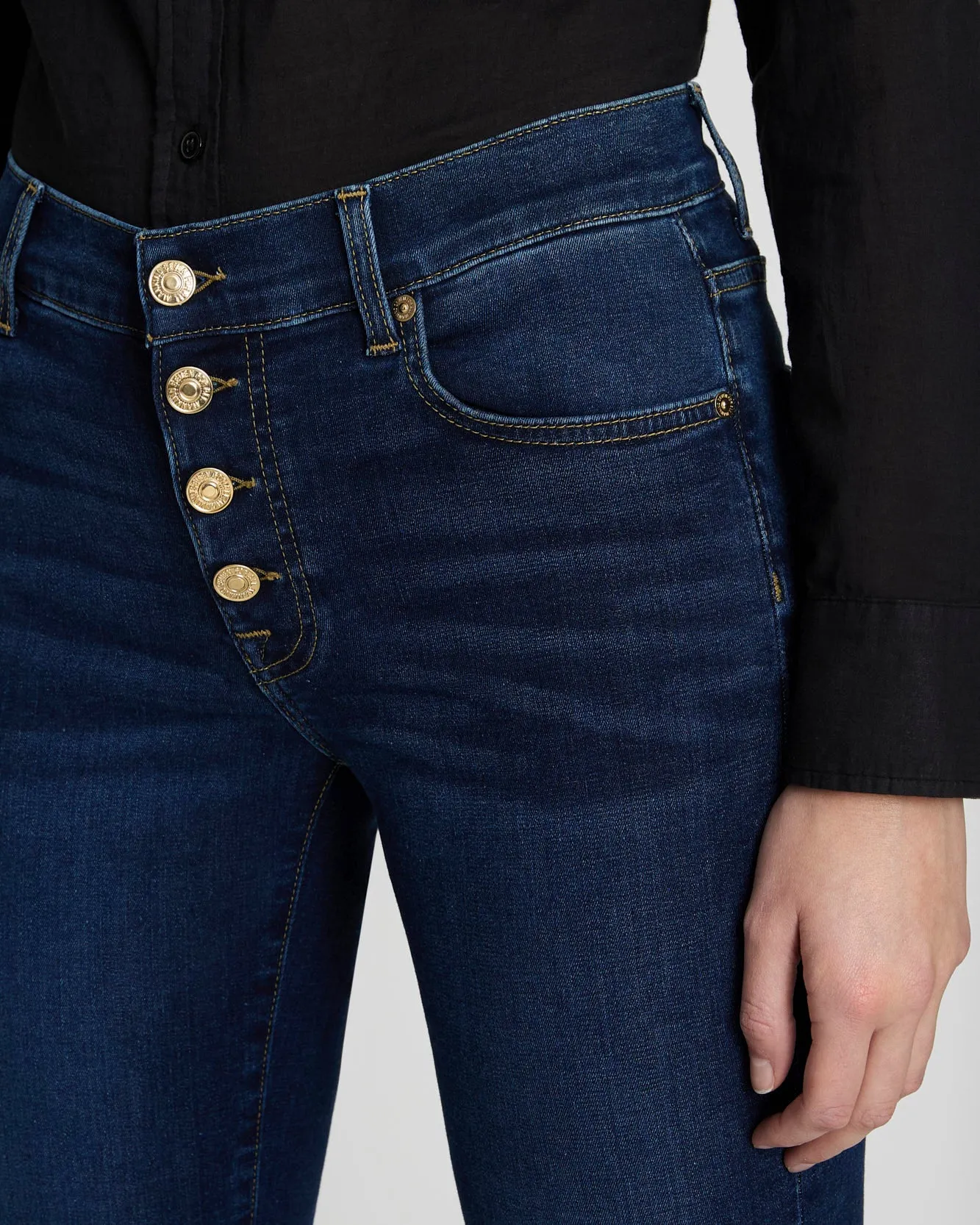 B(air) Bootcut Tailorless in Rinsed Indigo sold by 7 For All Mankind product image thumbnail 3