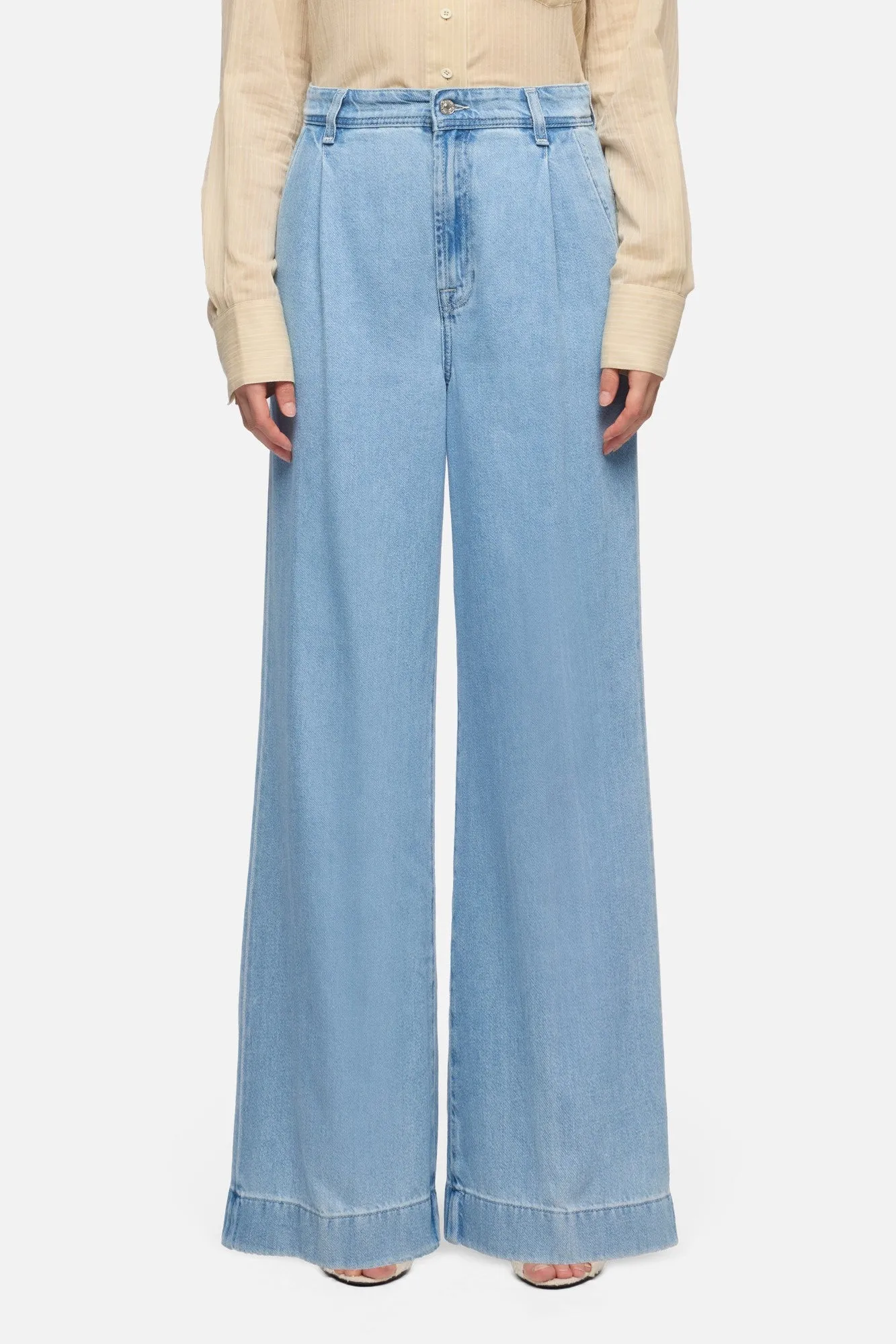 PLEATED TROUSER in Weightless Denim Hana sold by 7 For All Mankind product image thumbnail 3