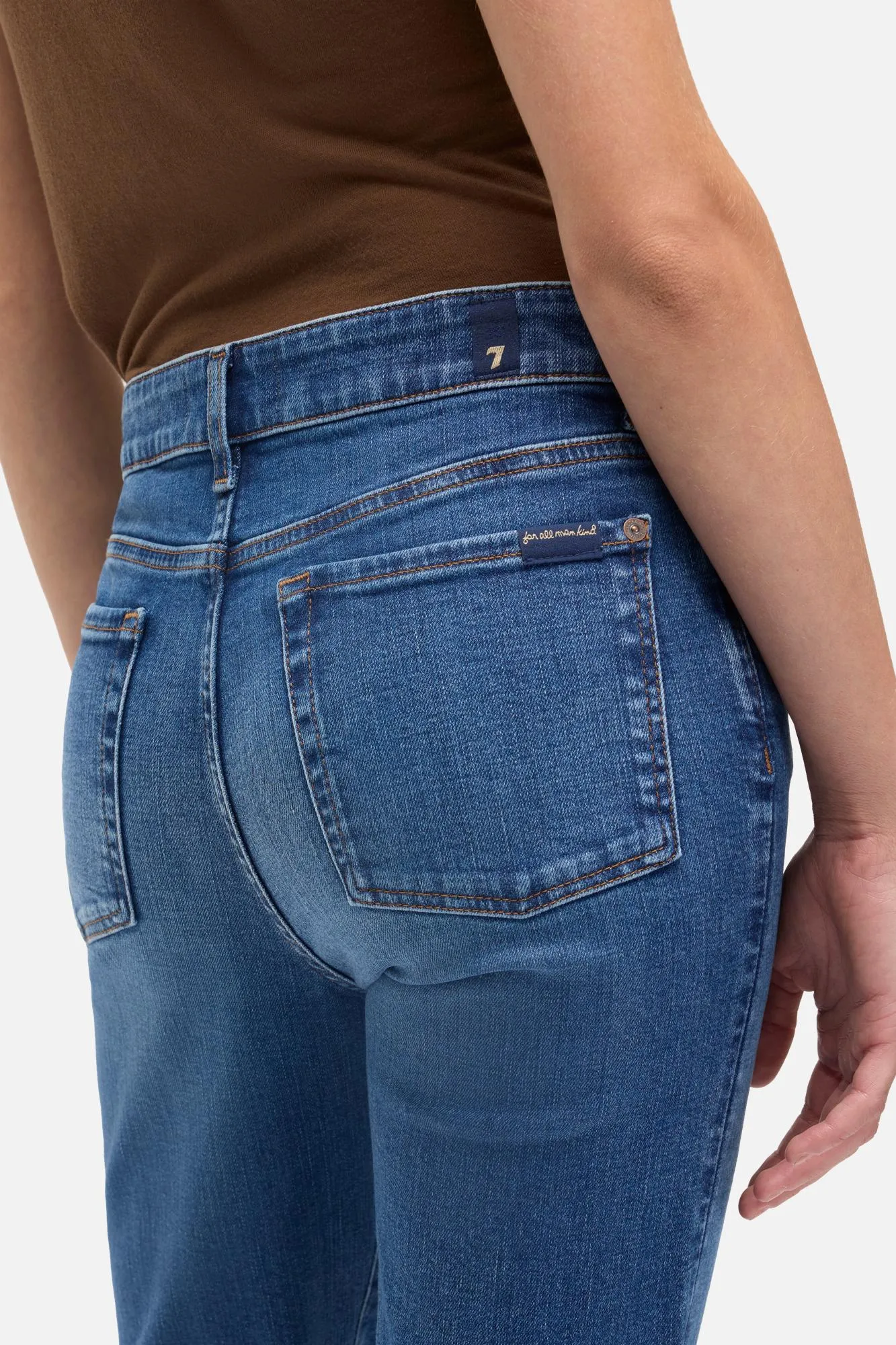 LEGGY BOOTCUT in Slim Illusion Moonwater sold by 7 For All Mankind product image thumbnail 4