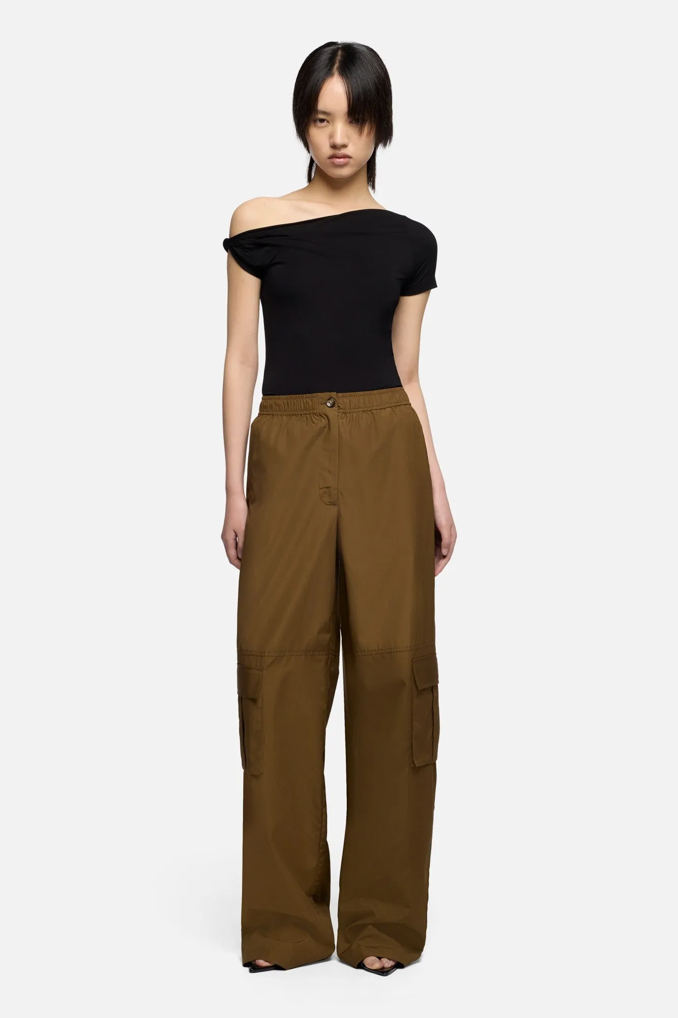 CARGO WIDE LEG PANT in Poplin Toffee sold by 7 For All Mankind product image thumbnail 2