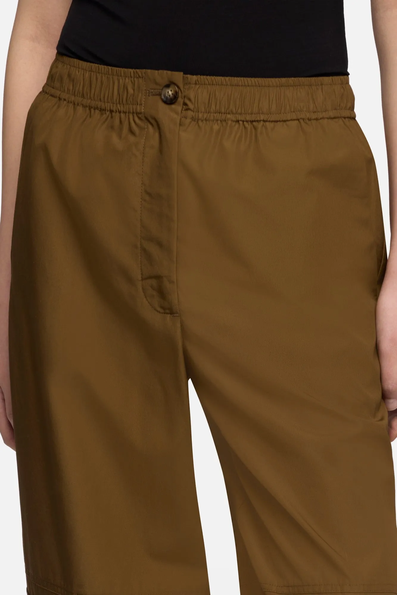 CARGO WIDE LEG PANT in Poplin Toffee sold by 7 For All Mankind product image thumbnail 4