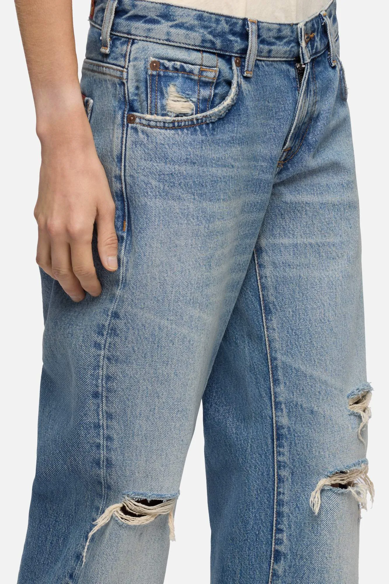 LOW STRAIGHT in MANKIND Wave sold by 7 For All Mankind product image thumbnail 4