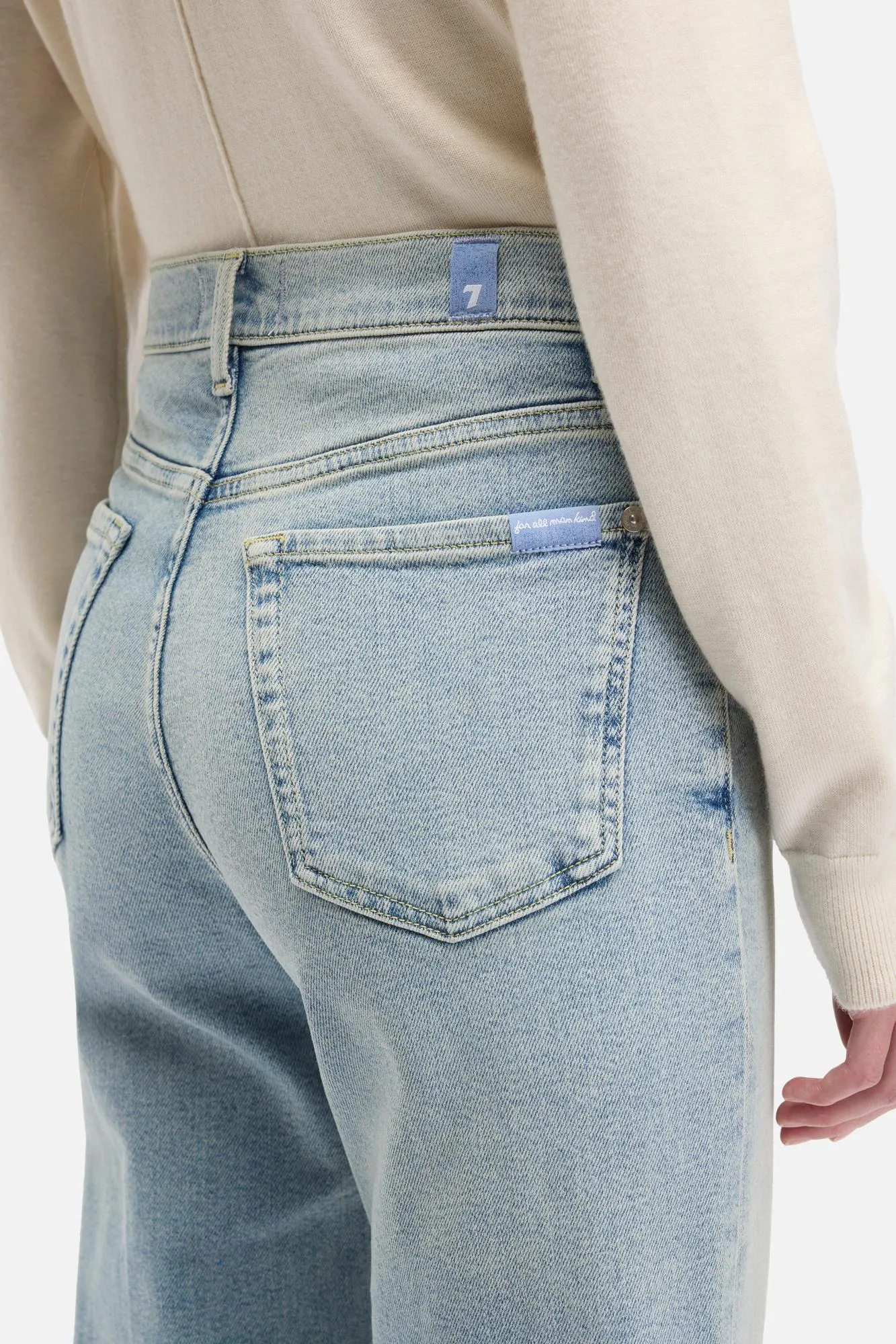 TAILORLESS MODERN DOJO in Luxe Vintage Must sold by 7 For All Mankind product image thumbnail 4