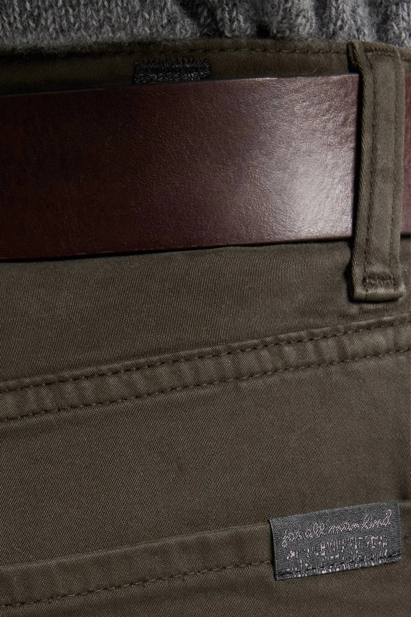 THE STRAIGHT in Luxe Performance Sateen Thicket sold by 7 For All Mankind product image thumbnail 4