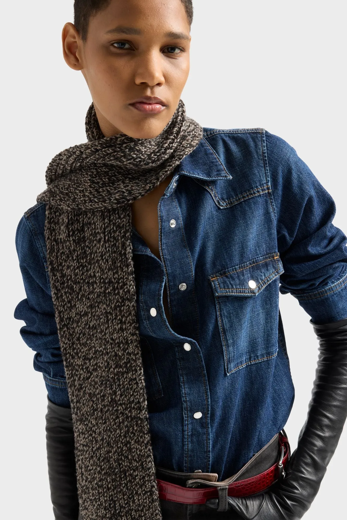 WESTERN SHIRT in Denim Rainfall sold by 7 For All Mankind product image thumbnail 4