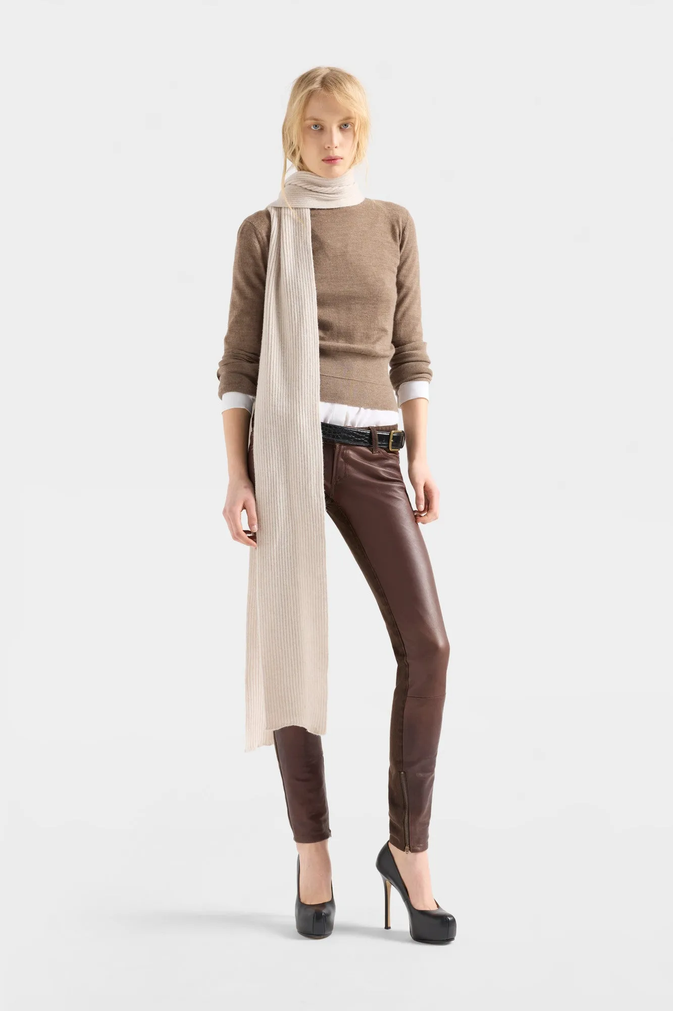 DOUBLE RIB CREWNECK SWEATER in Cashmere Sandcastle sold by 7 For All Mankind product image thumbnail 2