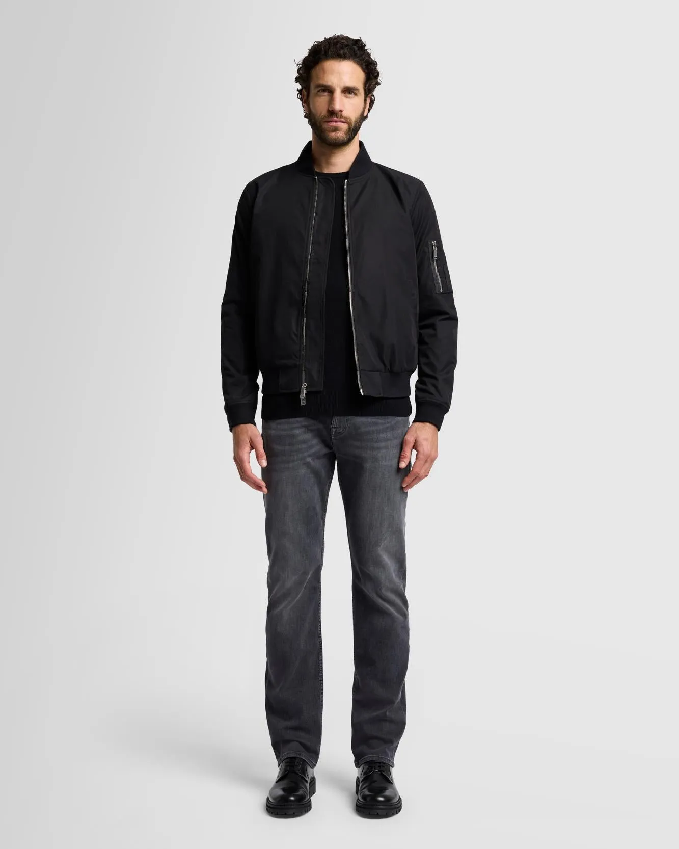 The Straight in Cordonazo sold by 7 For All Mankind