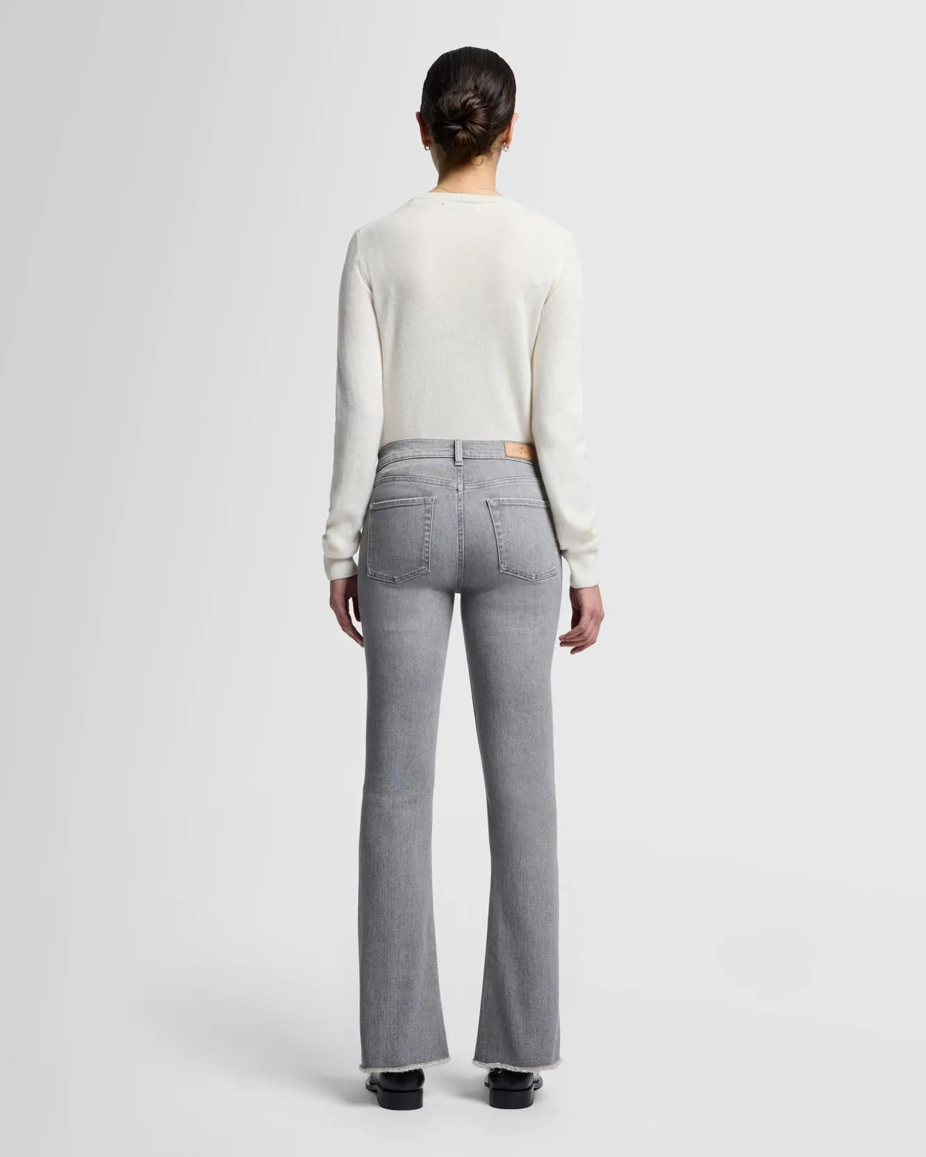 Tailorless Luxe Vintage Bootcut in Dust sold by 7 For All Mankind product image thumbnail 4