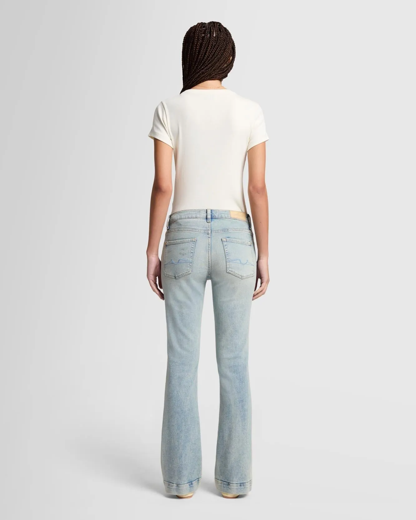 Tailorless Luxe Vintage Bootcut in Desert Sky sold by 7 For All Mankind product image thumbnail 4