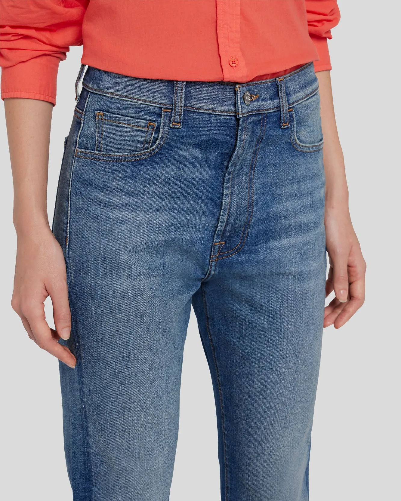 Heritage Easy Slim Ankle in Traveler sold by 7 For All Mankind product image thumbnail 3