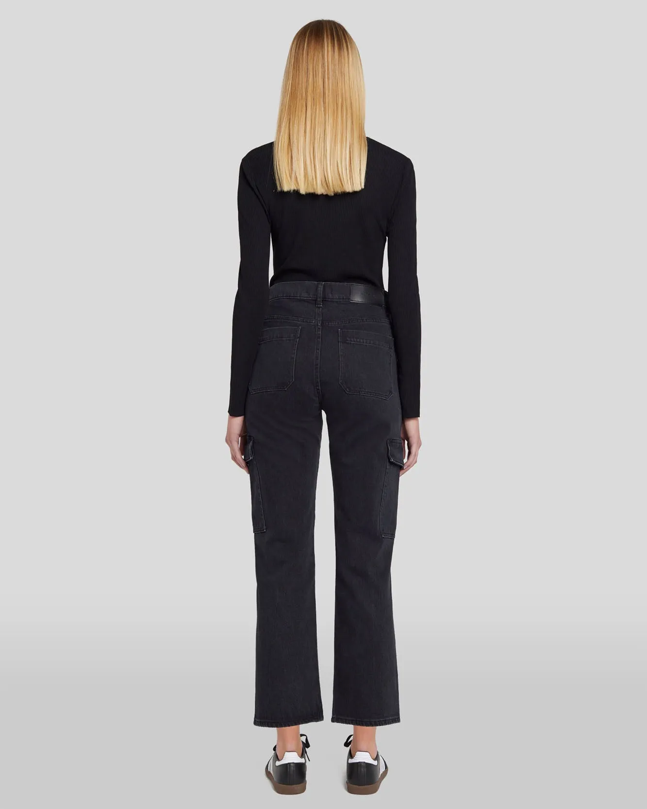 Logan Cropped Cargo Jean in Collide sold by 7 For All Mankind product image thumbnail 2