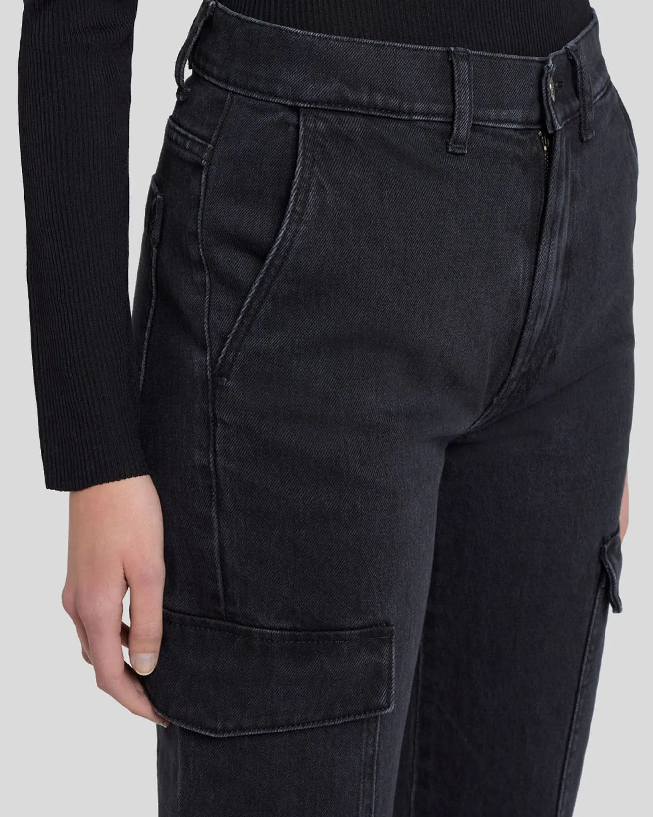 Logan Cropped Cargo Jean in Collide sold by 7 For All Mankind product image thumbnail 5