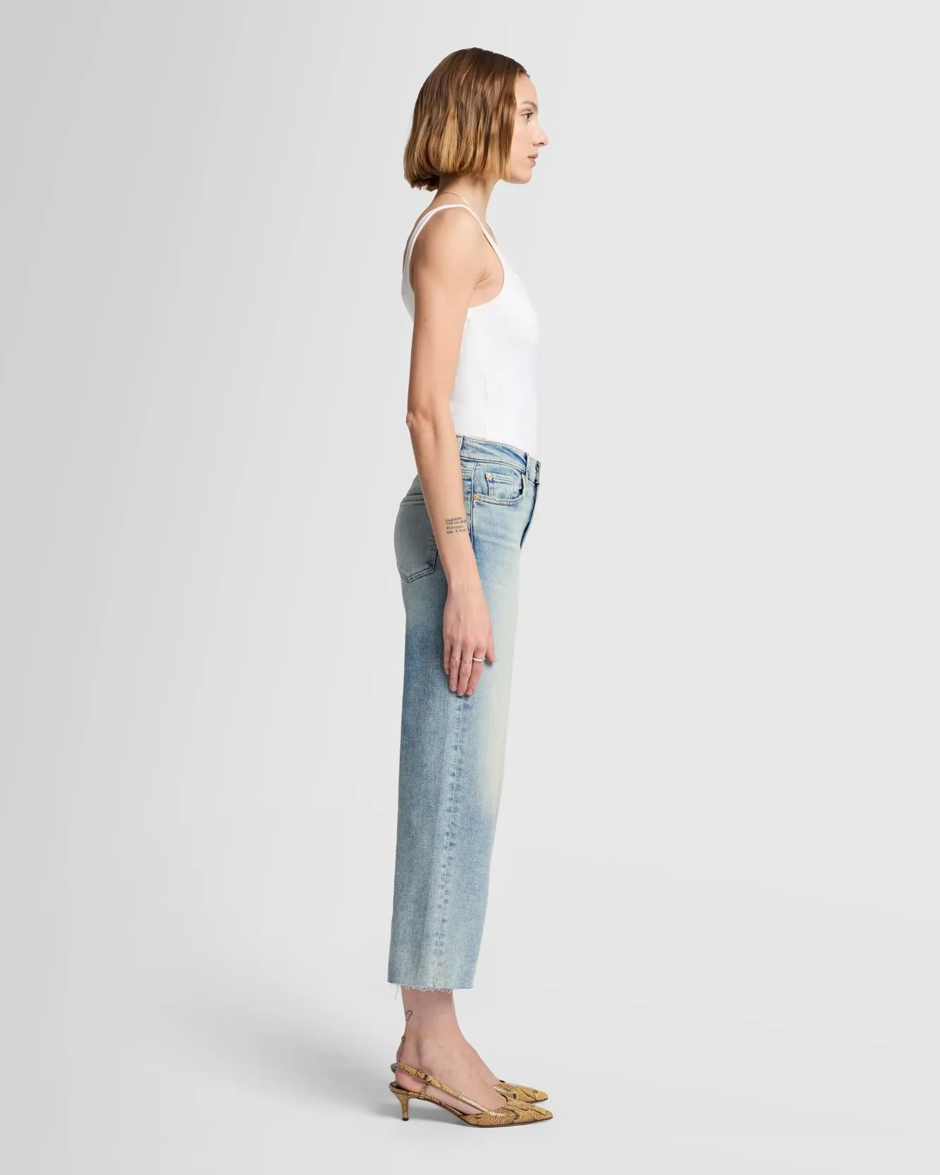 Luxe Vintage Cropped Alexa in Desert Sky sold by 7 For All Mankind product image thumbnail 5