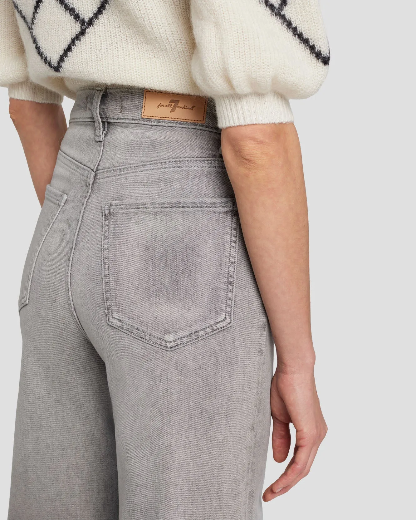 Luxe Vintage Ultra High Rise Jo in Imprint sold by 7 For All Mankind product image thumbnail 5