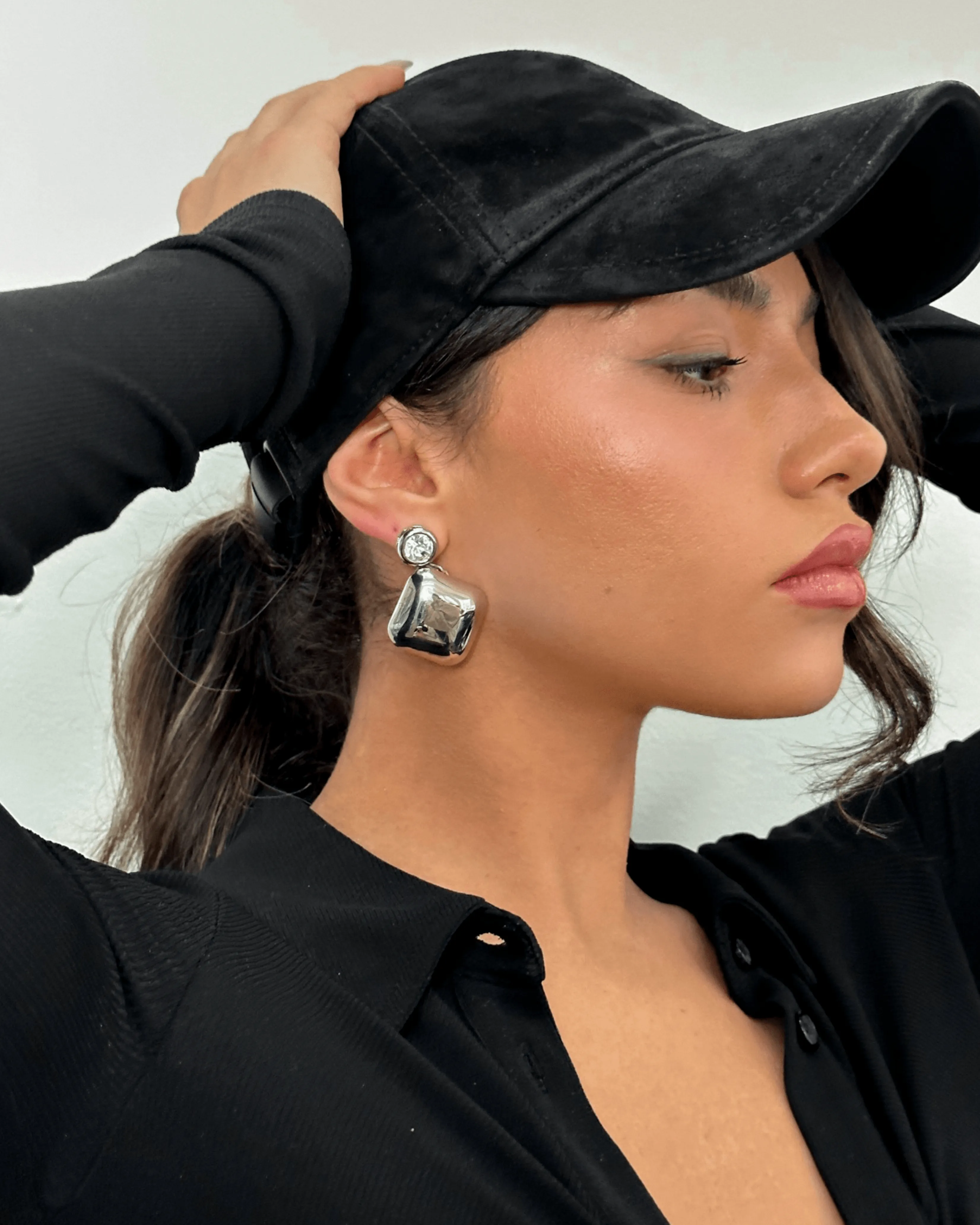 OLIVIA EARRING sold by 8 Other Reasons