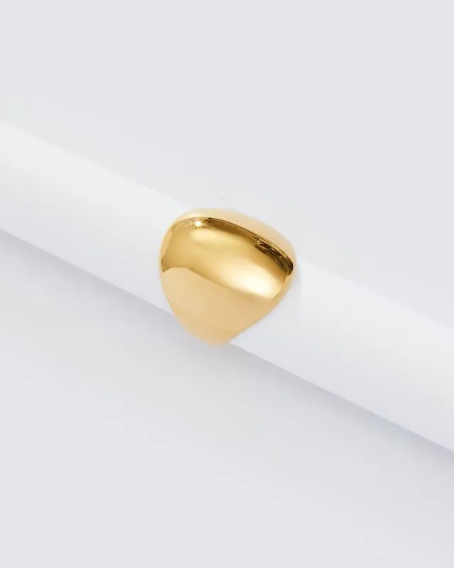 VIVIA RING sold by 8 Other Reasons