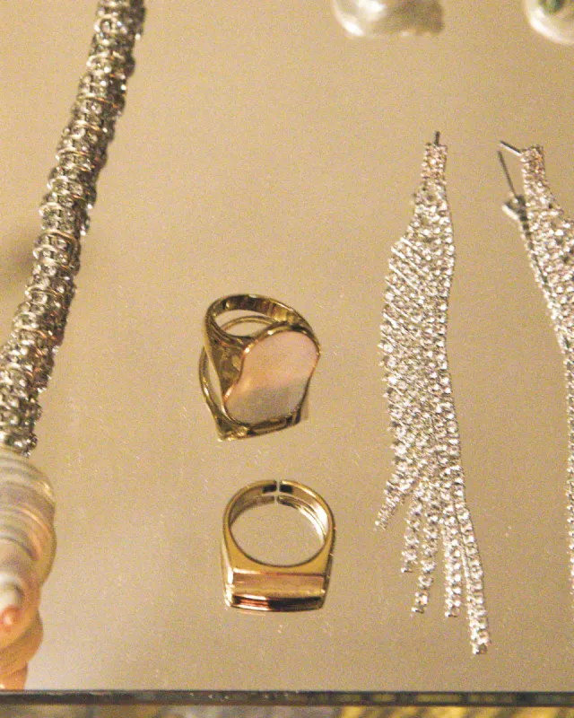 AMELIA RING sold by 8 Other Reasons