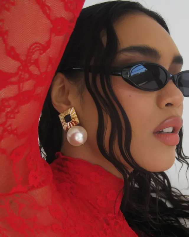 LONDON EARRING sold by 8 Other Reasons