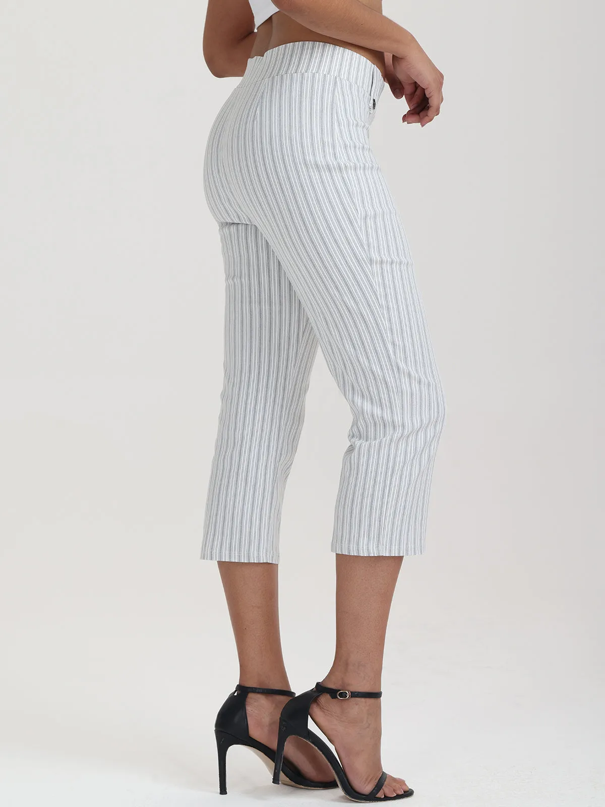 Mid-Rise Capri Crop Pants sold by 89th & Madison product image thumbnail 5
