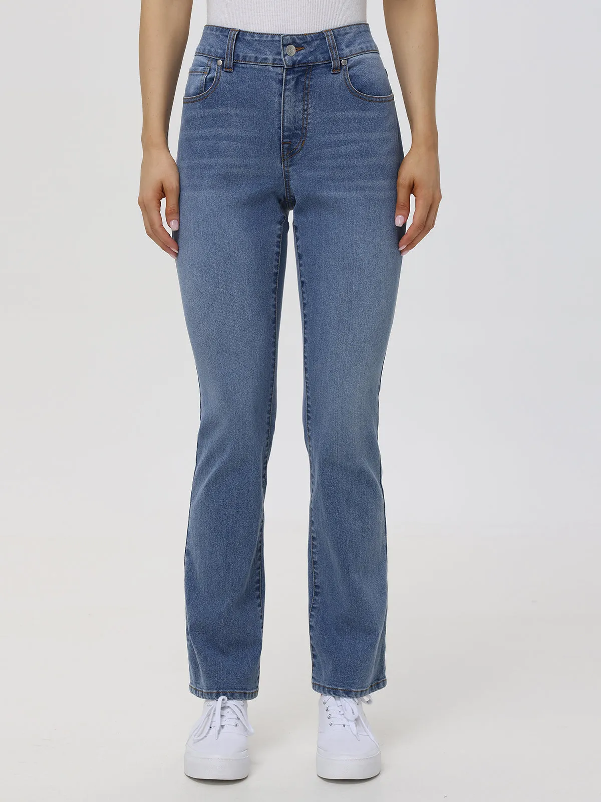 Kick Out Mid Rise Jean In Light Wash sold by 89th & Madison product image thumbnail 2