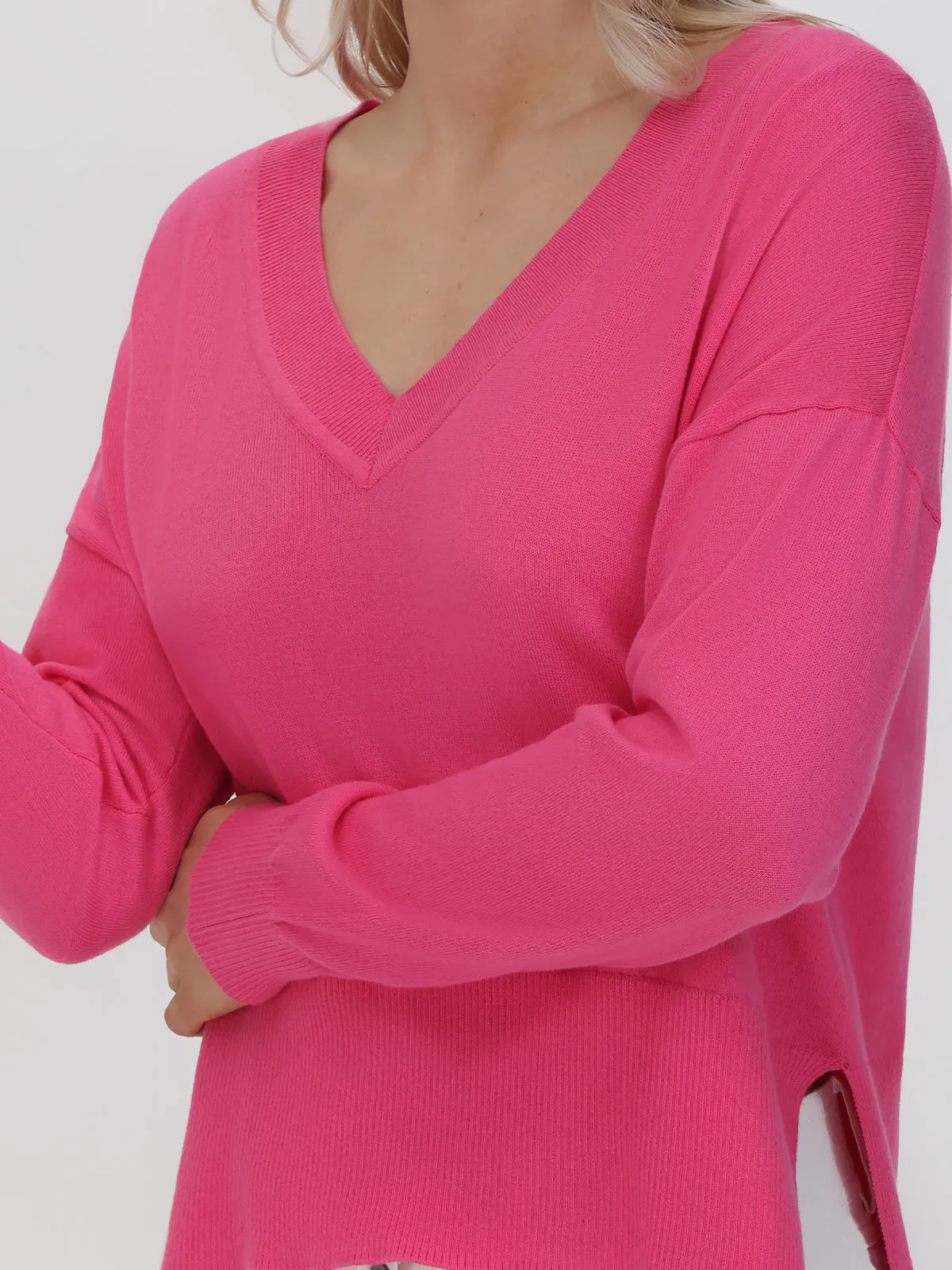 Noor: Oversized V-Neck Pullover sold by 89th & Madison product image thumbnail 4