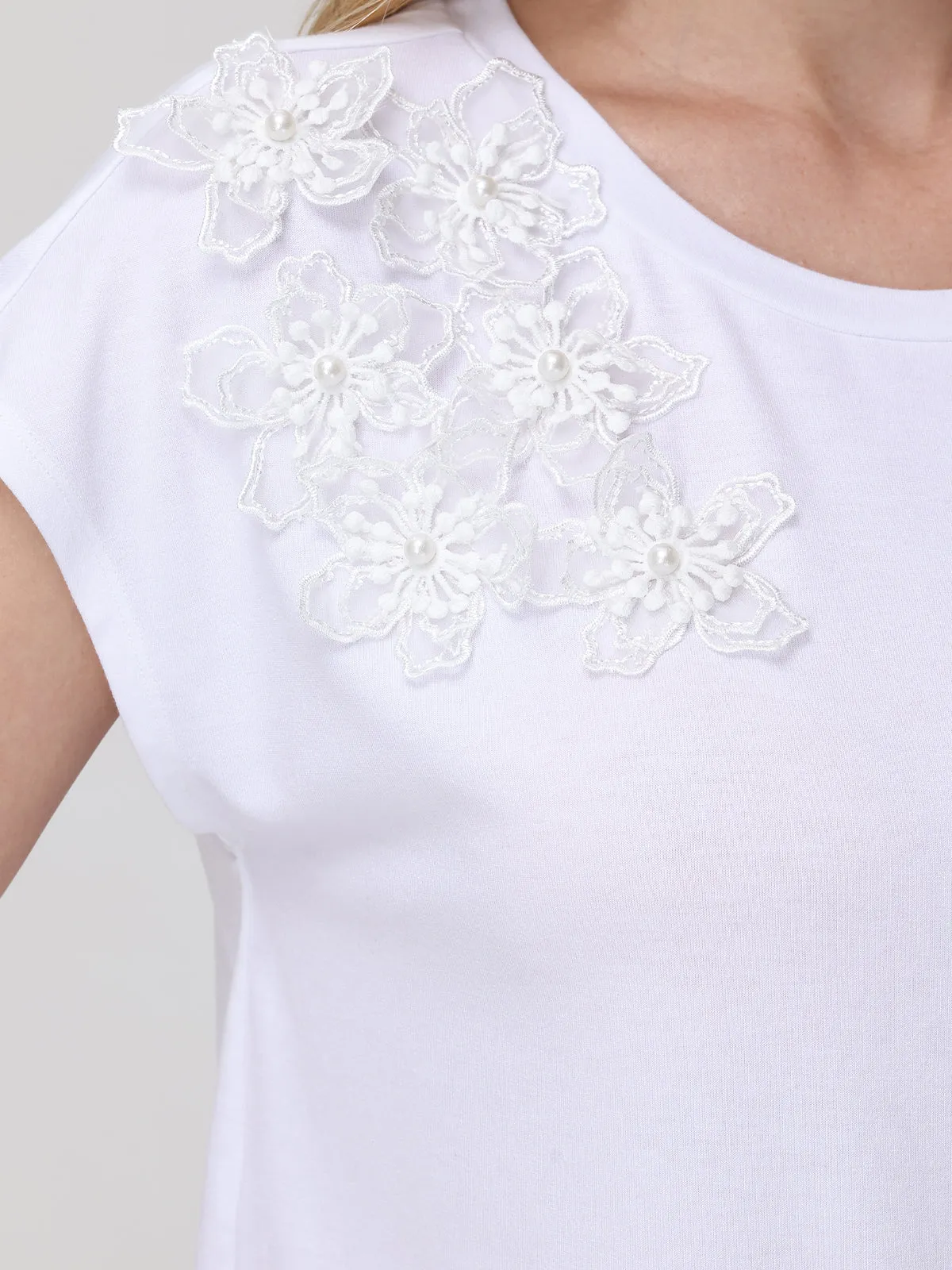 Floral Embellishment Dolman Top sold by 89th & Madison product image thumbnail 4