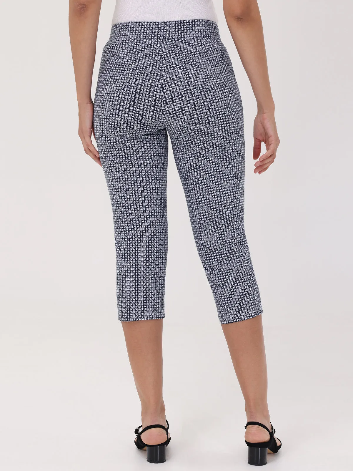 Ultra Stretch Pull-On Capri Pants sold by 89th & Madison product image thumbnail 3