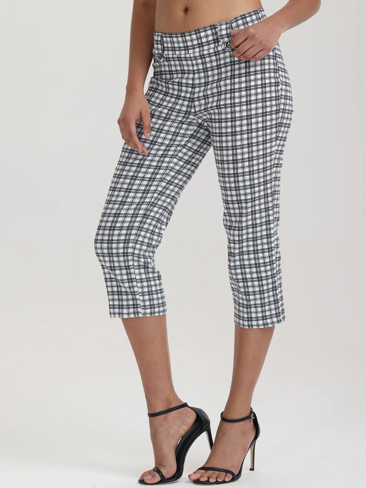 Mid-Rise Capri Crop Pants sold by 89th & Madison product image thumbnail 4