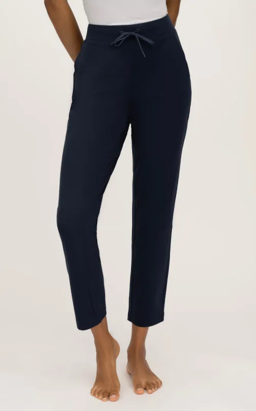 The It Girl -Lux Avenue Straight Leg Pant made by 90 Degree By Reflex