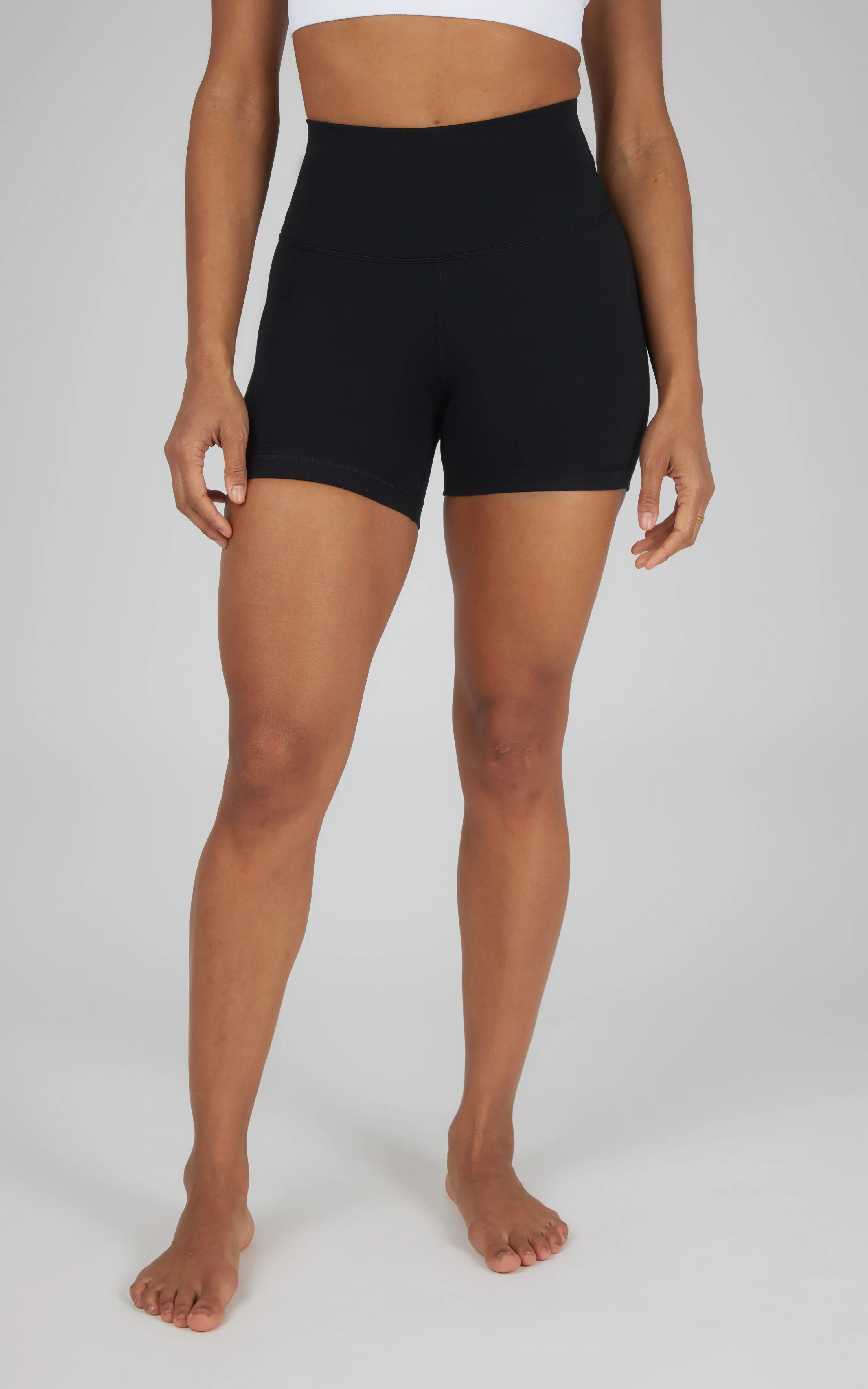 2 PK Wonderlink 5" Side Pocket Short and Basic Short sold by 90 Degree By Reflex