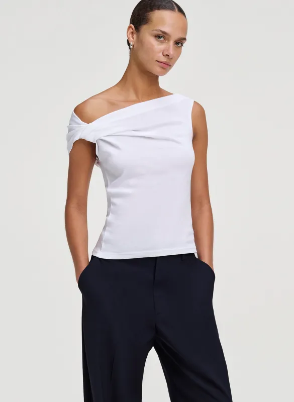 Cece Off-Shoulder Tee made by A.L.C.