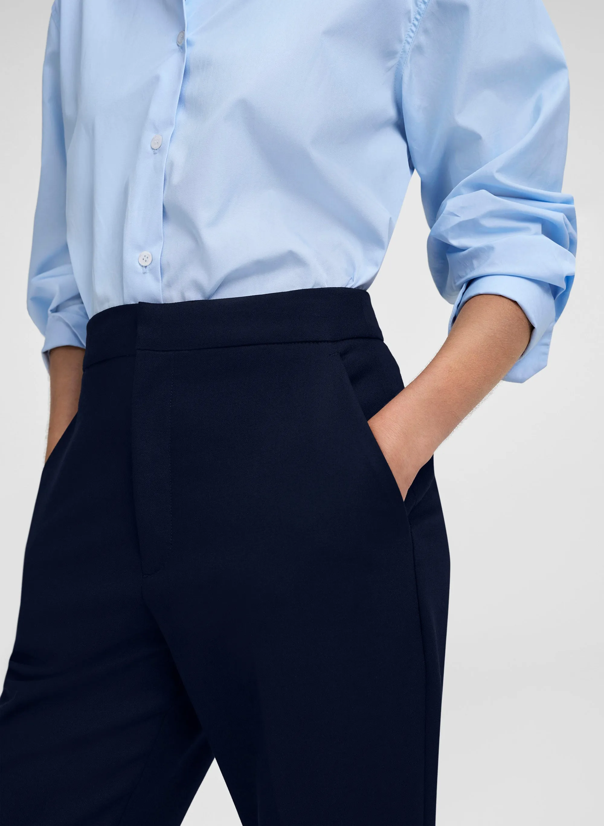 Cropped Sophie Stretch Tailored Pant sold by A.L.C. product image thumbnail 2