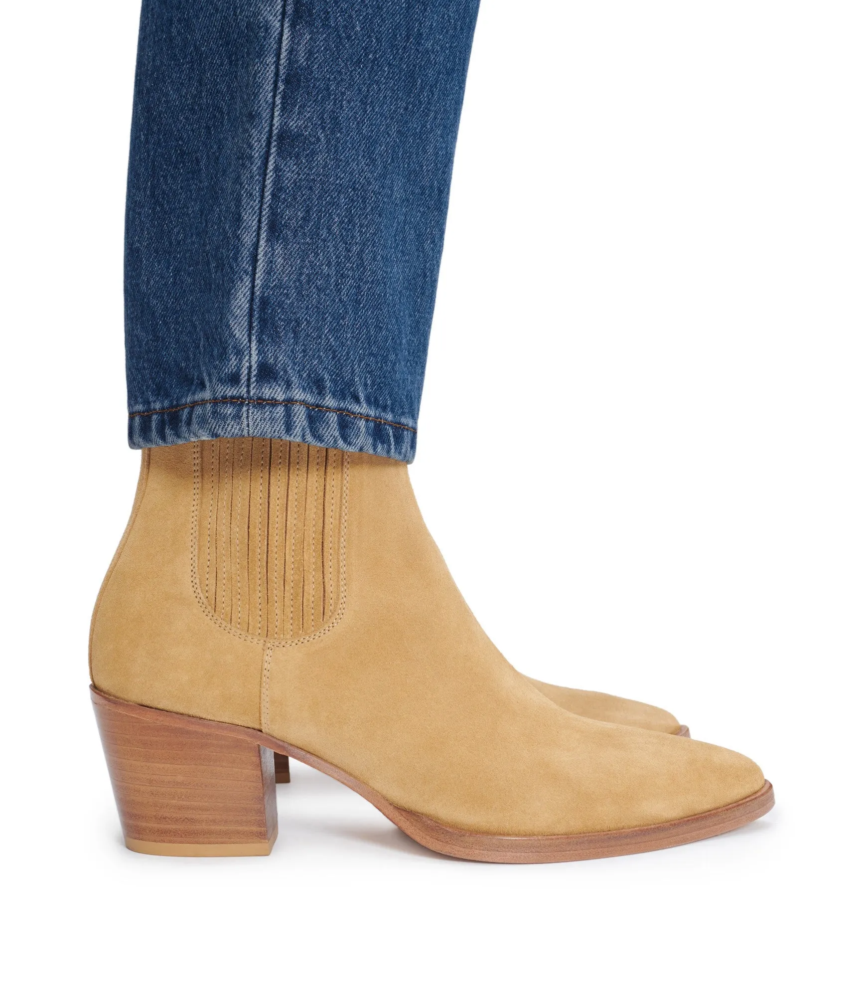Debbie Santiago boots sold by A.P.C. product image thumbnail 2