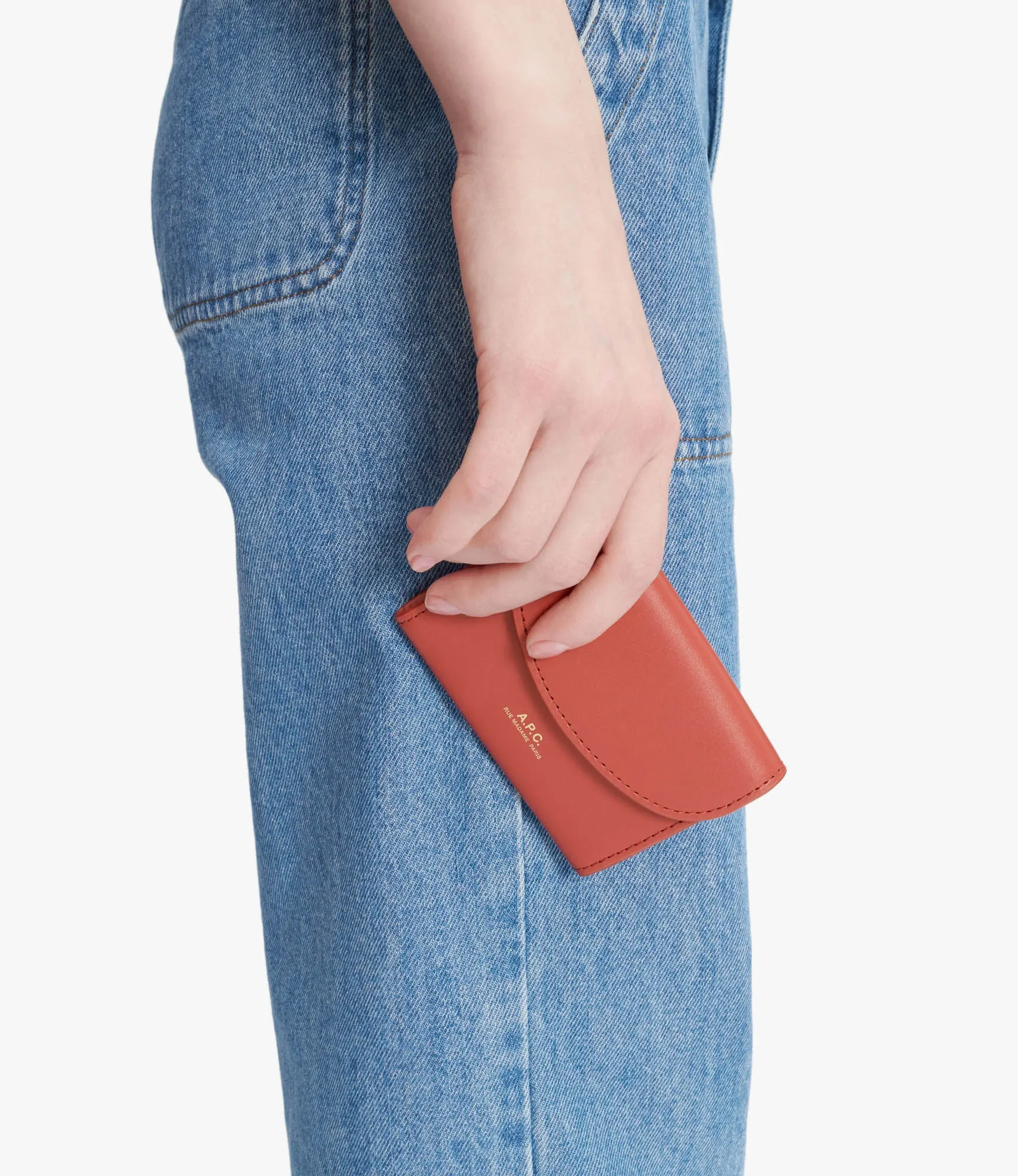 Genève business cardholder sold by A.P.C. product image thumbnail 2