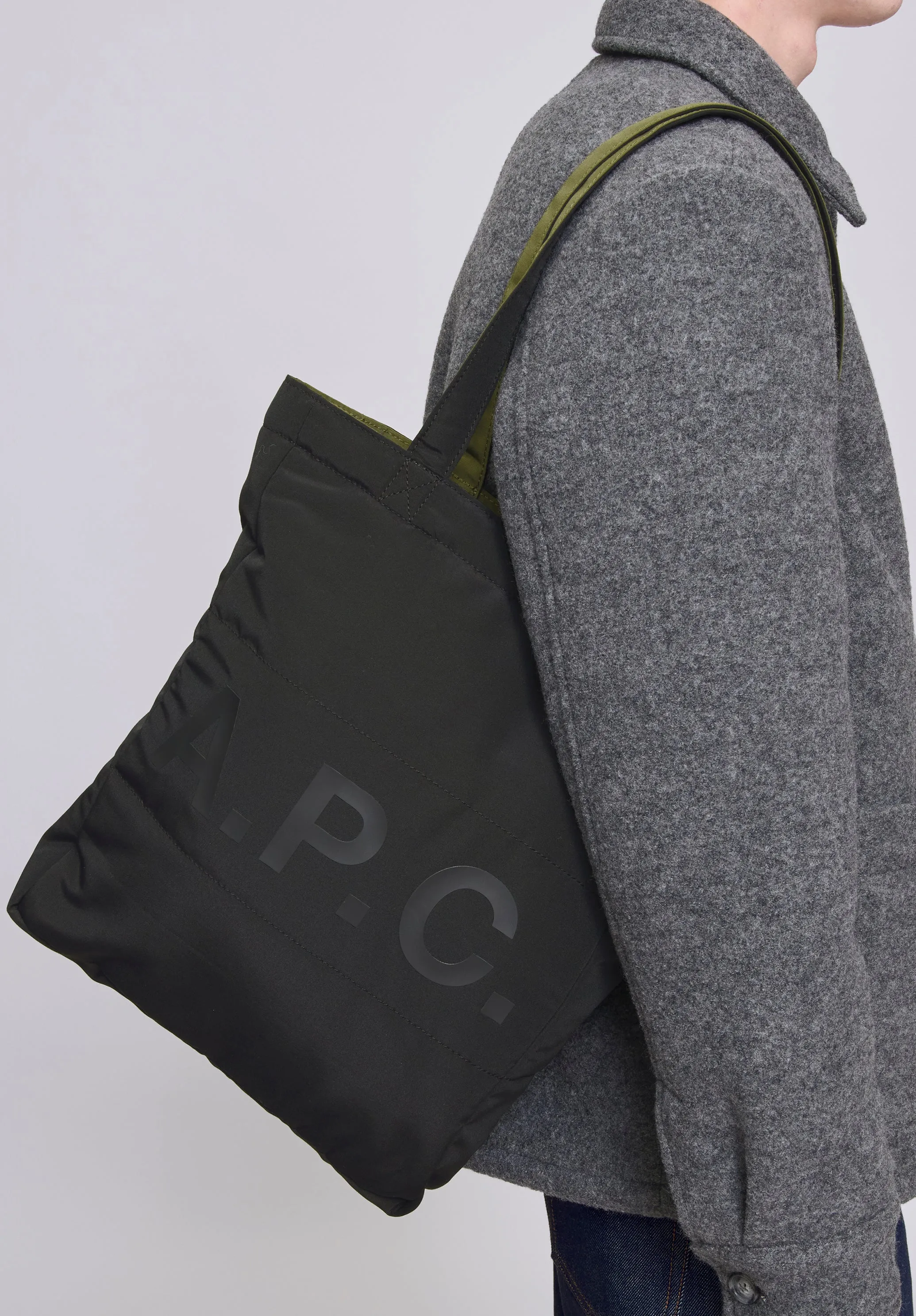 Lou Réversible tote bag sold by A.P.C. product image thumbnail 4