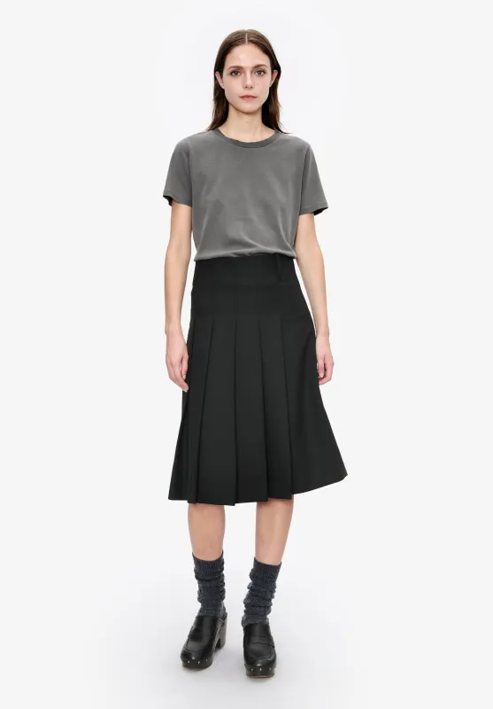 Crop T-shirt sold by A.P.C.