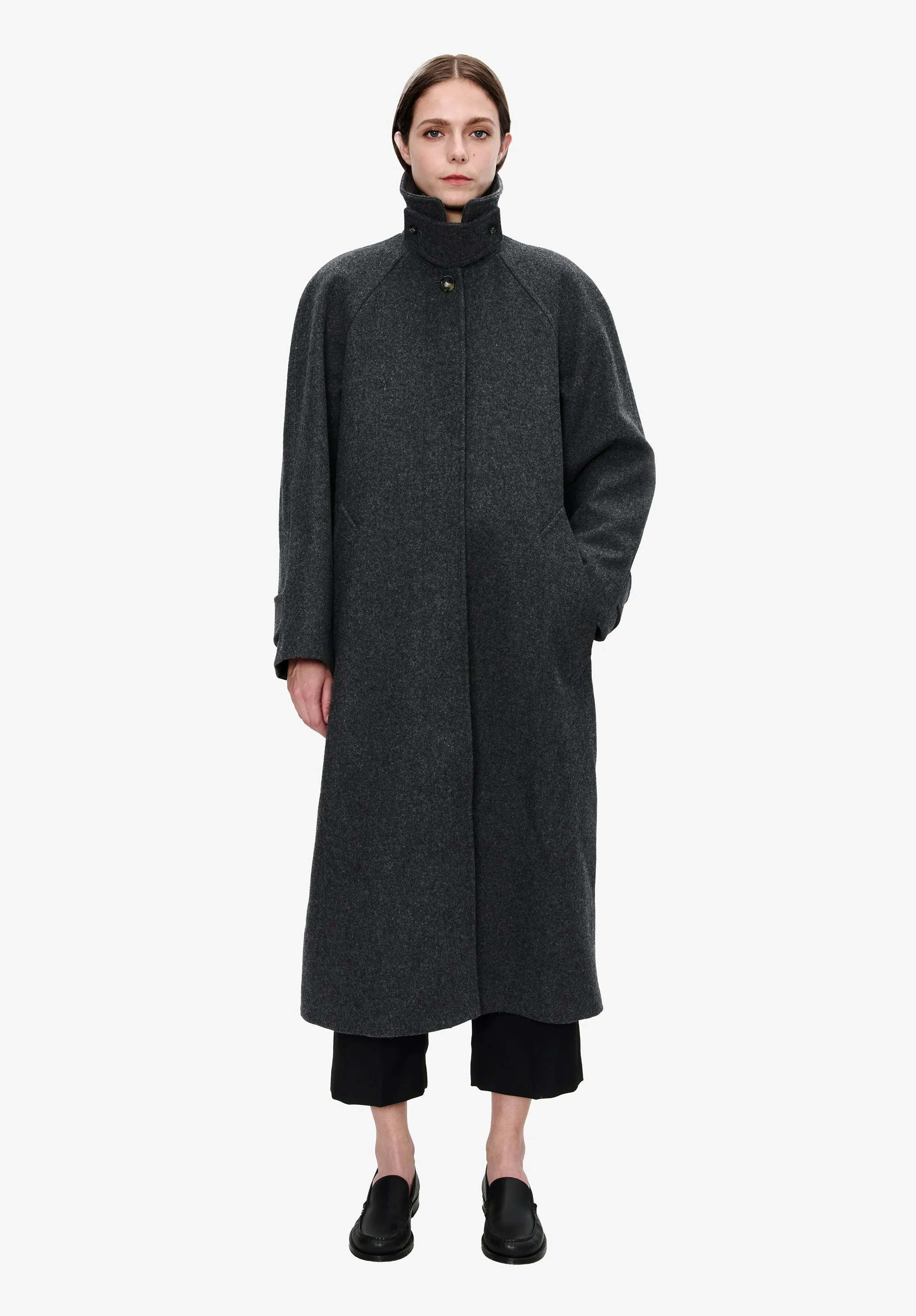 Raglan sleeve coat | Parallel