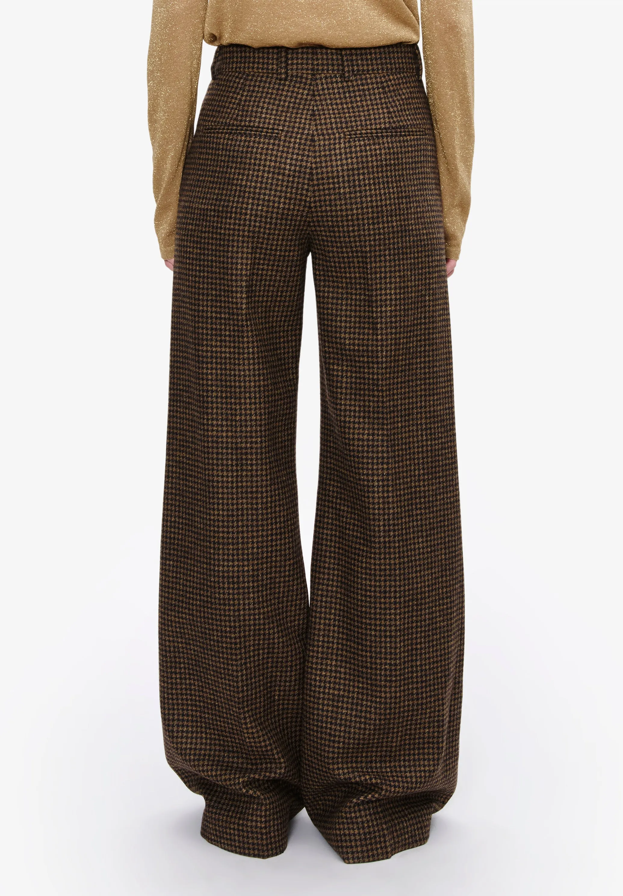 Jude pants sold by A.P.C. product image thumbnail 5