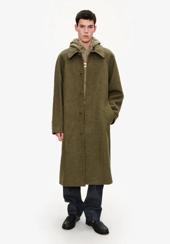 Raglan sleeve coat sold by A.P.C.
