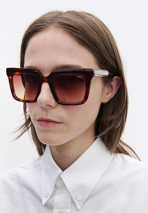 Les Carrées sunglasses sold by A.P.C. product image thumbnail 2