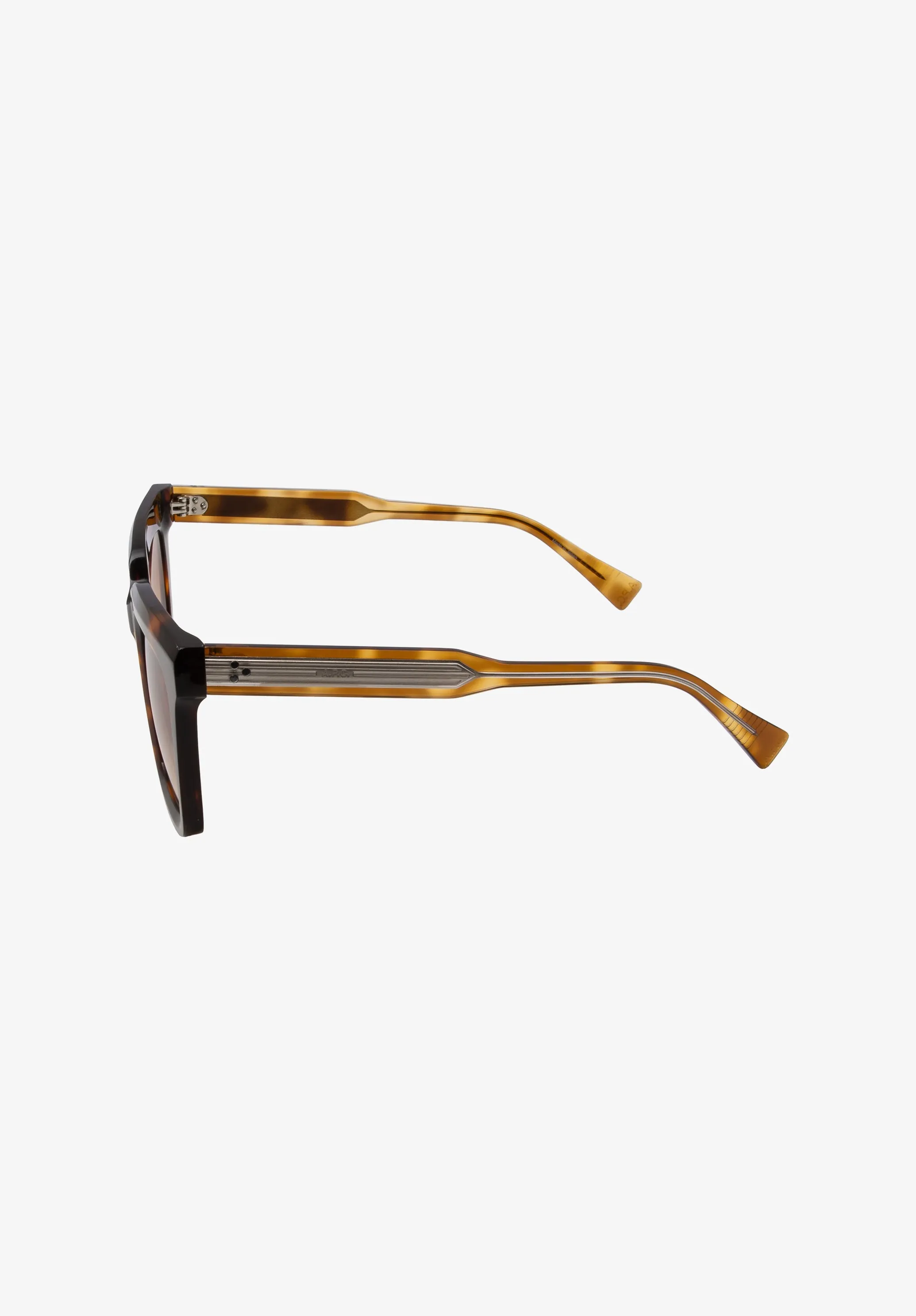 Les Carrées sunglasses sold by A.P.C. product image thumbnail 4