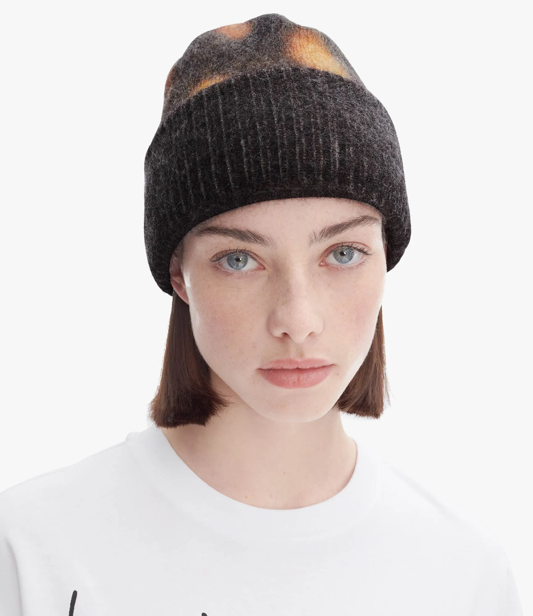 Tail Tame Impala beanie sold by A.P.C. product image thumbnail 2